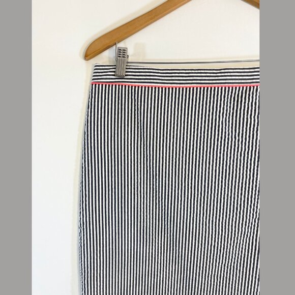 J.Crew Seersucker Pencil Skirt - Size 8 - Picture 2 of 10